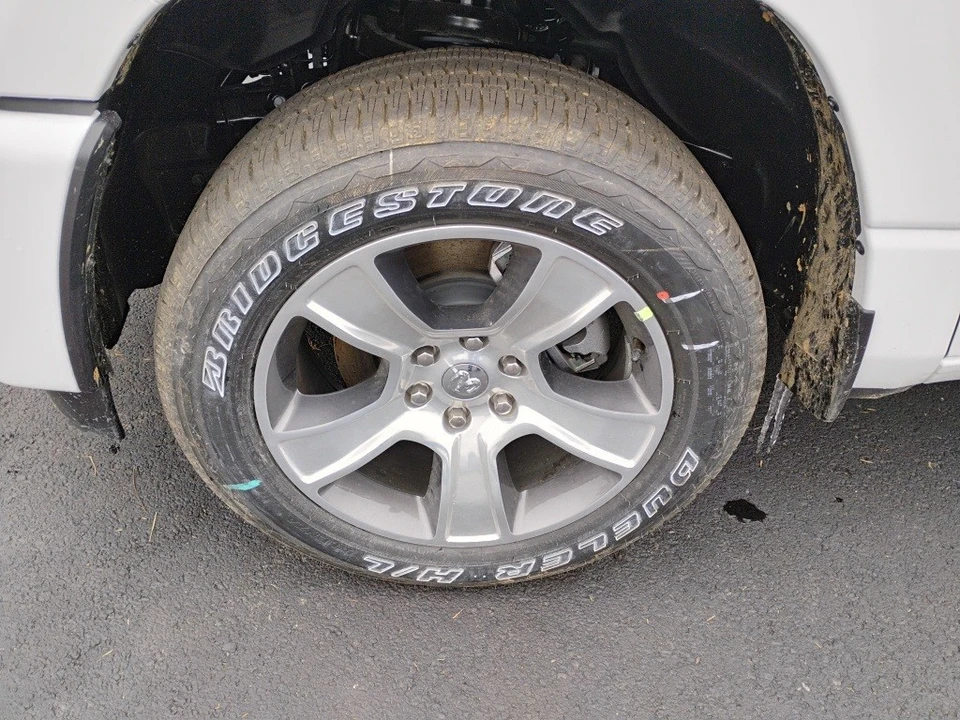 2025 Ram 1500 2nd Gen - Image 9 of 12