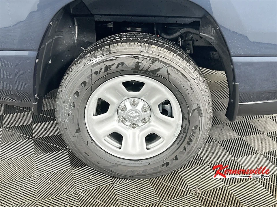 2025 Ram 1500 2nd Gen - Image 17 of 21