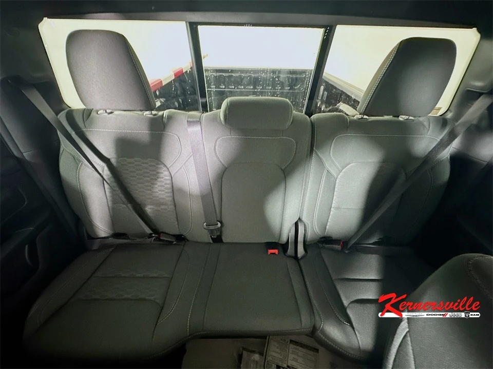 2025 Ram 1500 2nd Gen - Image 10 of 12