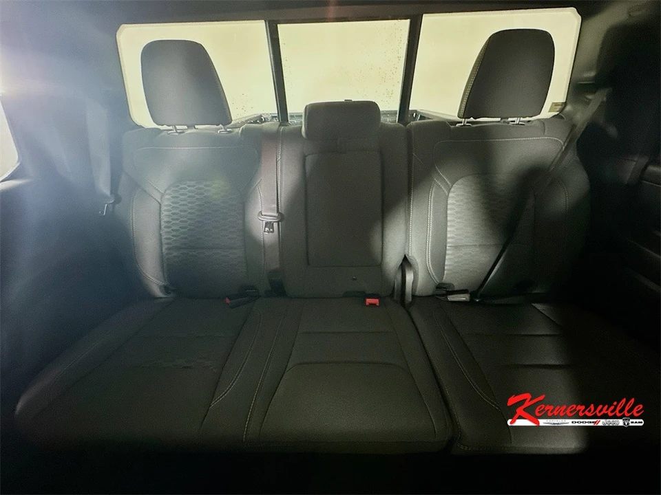 2025 Ram 1500 2nd Gen - Image 10 of 12