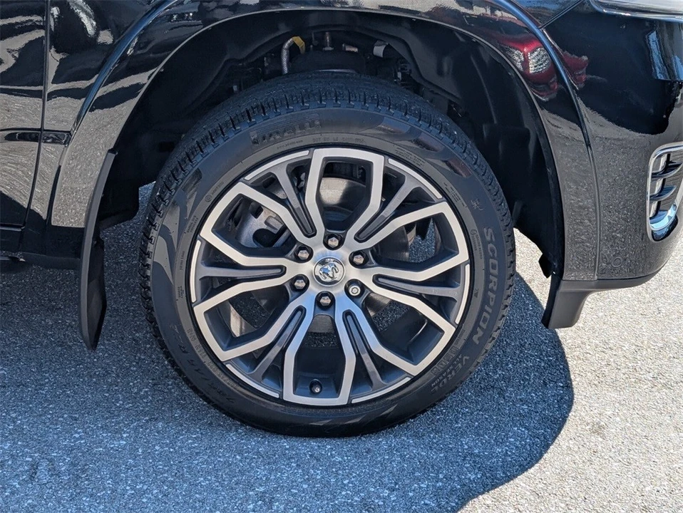 2025 Ram 1500 2nd Gen - Image 9 of 21