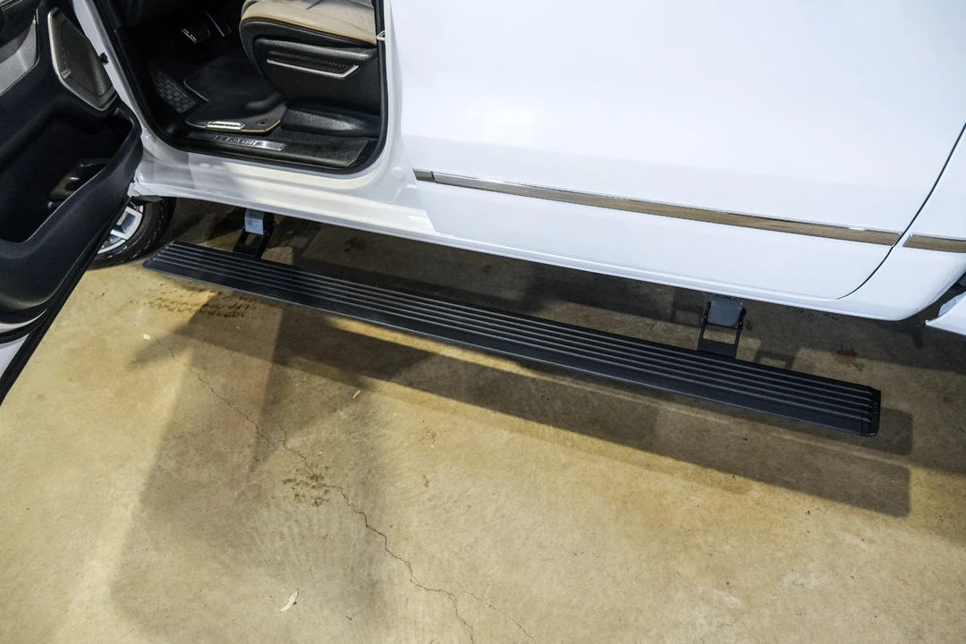 2025 Ram 1500 2nd Gen - Image 8 of 12