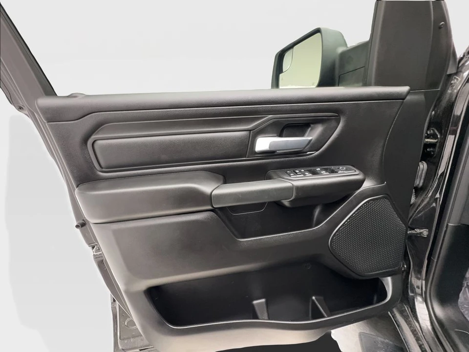 2025 Ram 1500 2nd Gen - Image 21 of 31