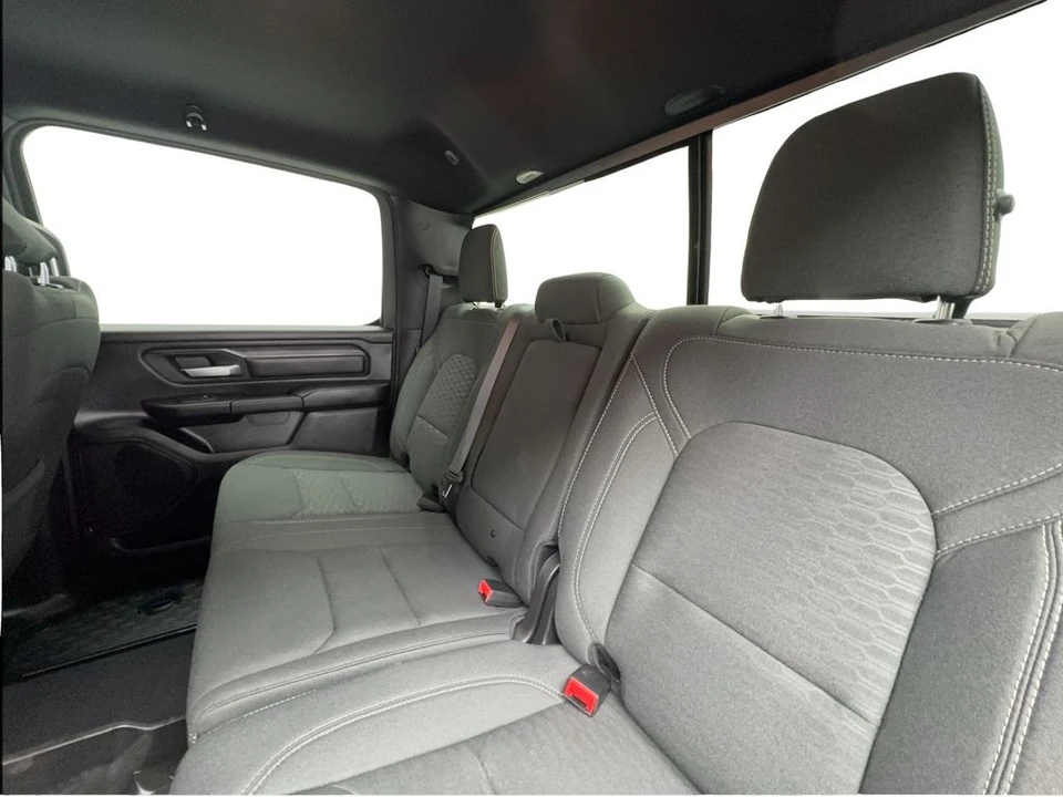 2025 Ram 1500 2nd Gen - Image 24 of 31