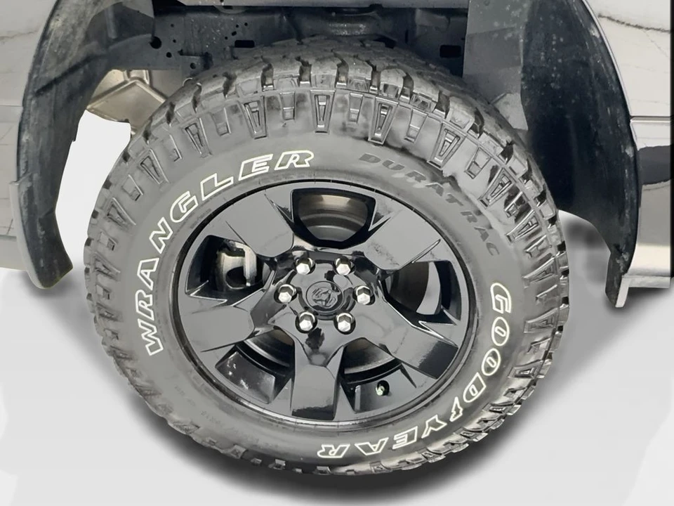2025 Ram 1500 2nd Gen - Image 16 of 31