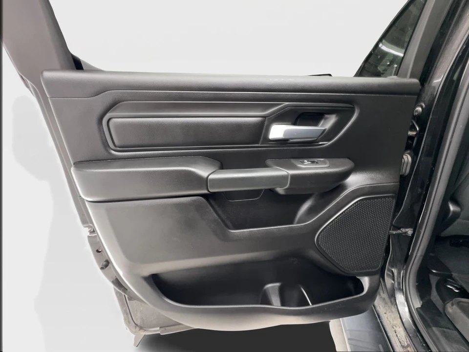 2025 Ram 1500 2nd Gen - Image 25 of 31