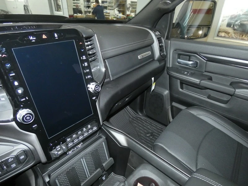 2025 Ram 2500 - Image 12 of 31