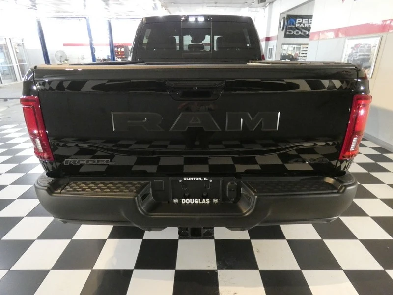 2025 Ram 2500 - Image 5 of 31