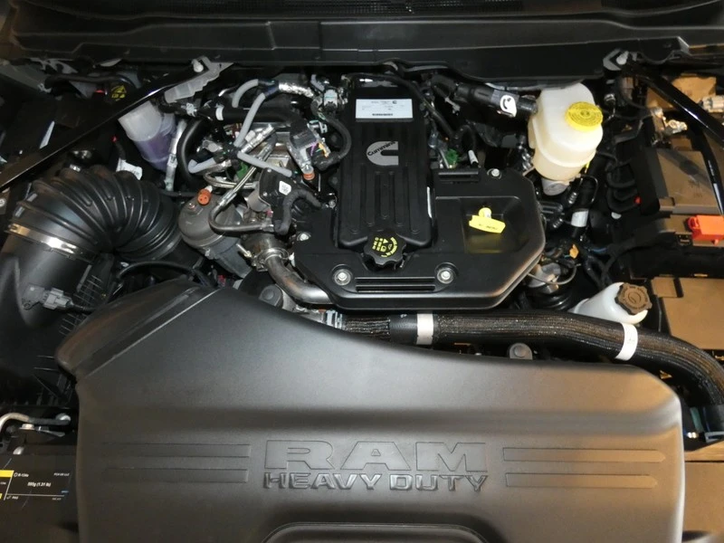2025 Ram 2500 - Image 28 of 31
