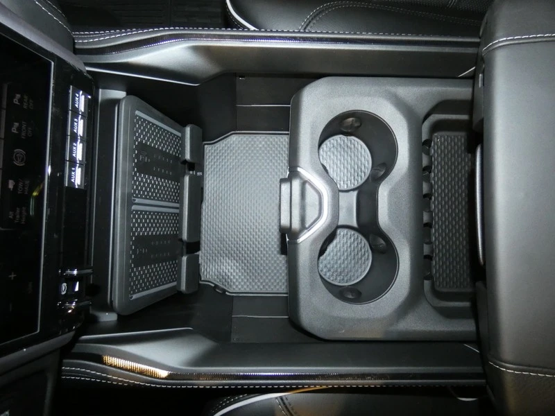 2025 Ram 2500 - Image 18 of 31