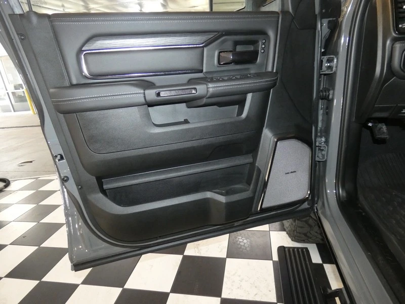 2025 Ram 2500 - Image 23 of 31