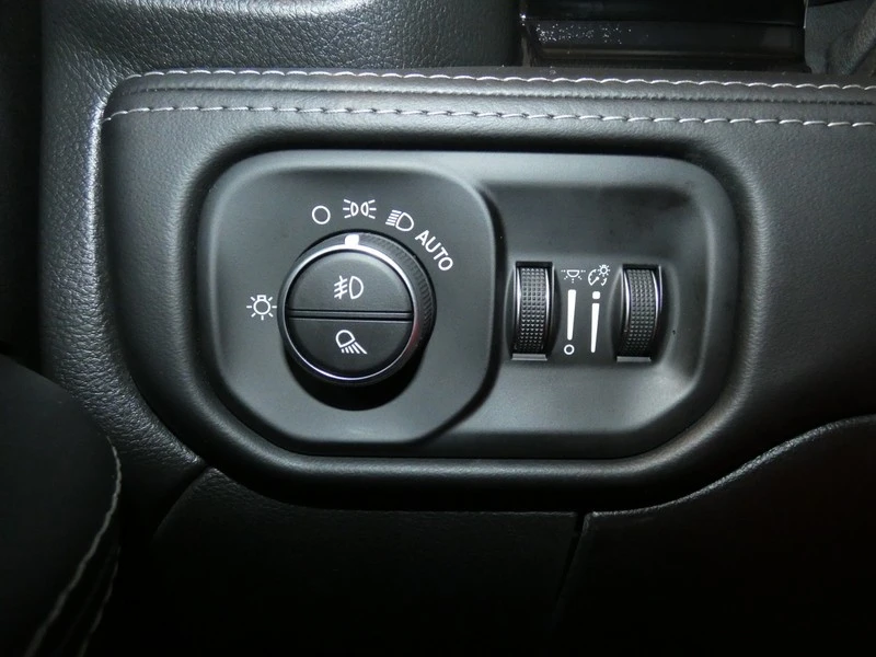 2025 Ram 2500 - Image 20 of 31