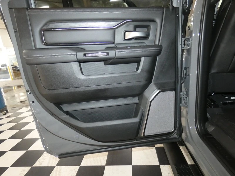 2025 Ram 2500 - Image 28 of 31