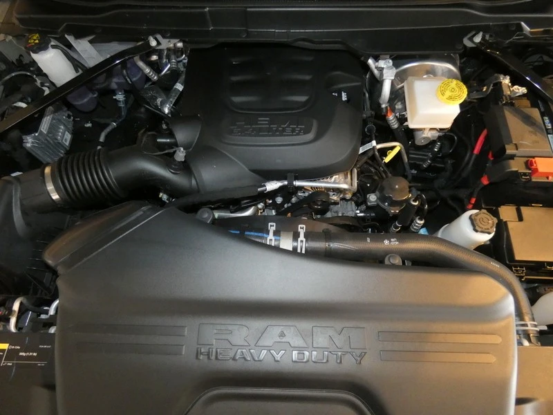 2025 Ram 2500 - Image 28 of 31
