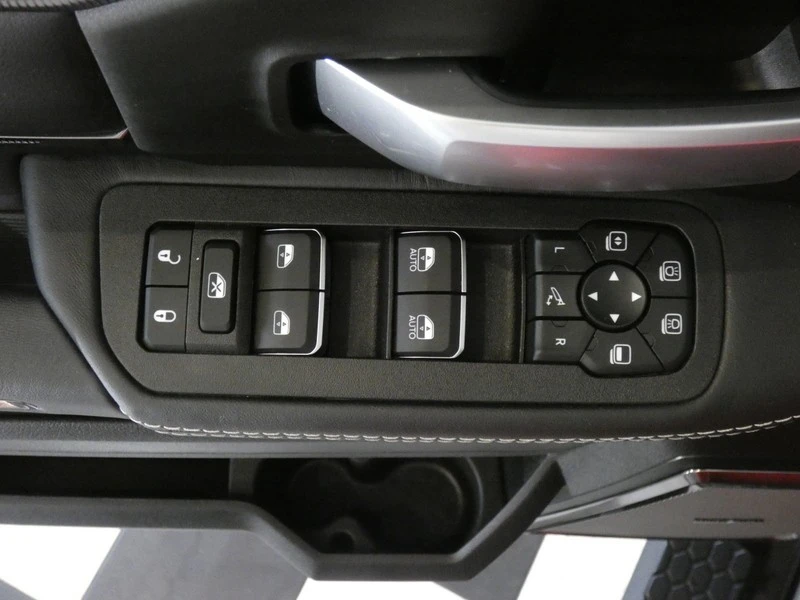 2025 Ram 2500 - Image 22 of 31