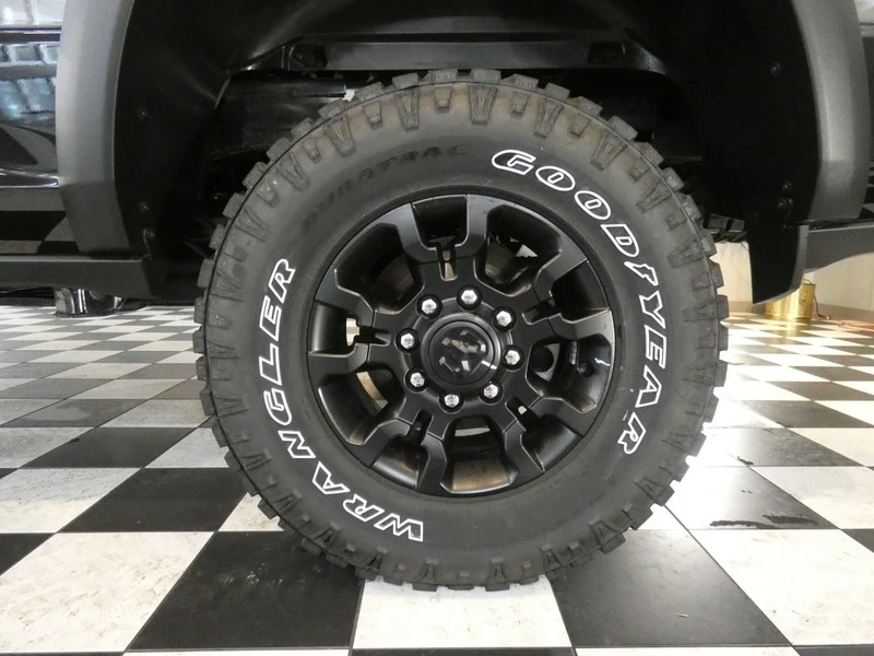 2025 Ram 2500 - Image 8 of 31