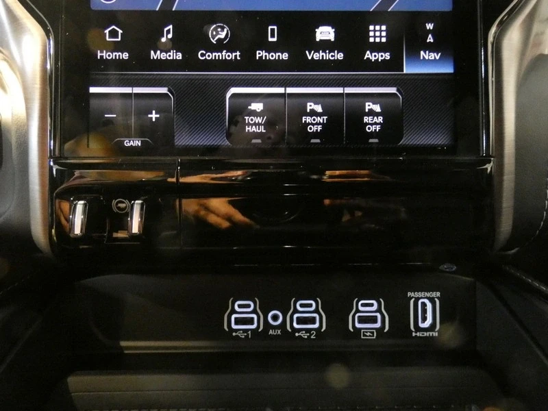 2025 Ram 2500 - Image 16 of 21