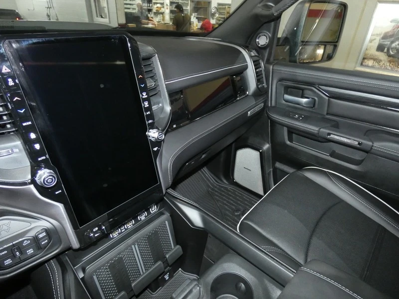 2025 Ram 2500 - Image 12 of 21