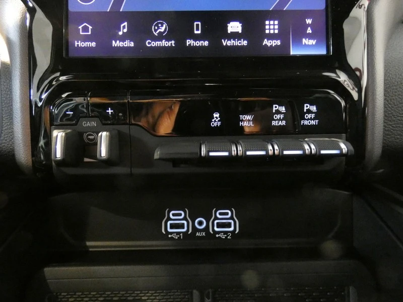 2025 Ram 2500 - Image 16 of 21