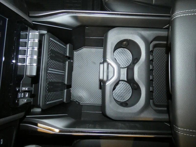 2025 Ram 2500 - Image 18 of 21