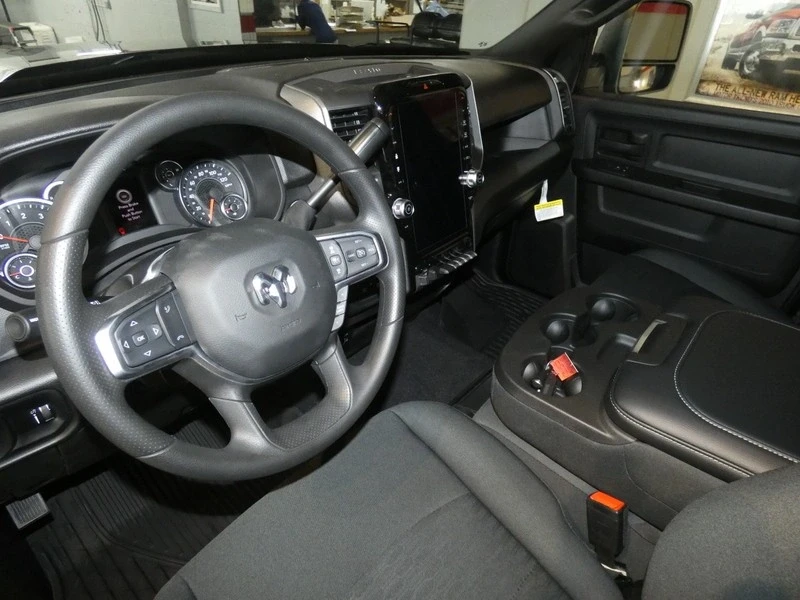 2025 Ram 2500 - Image 9 of 21