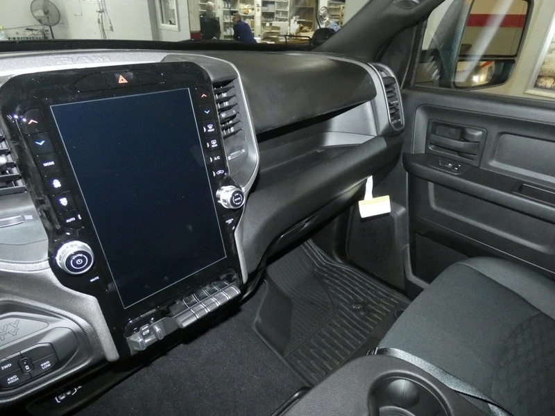 2025 Ram 2500 - Image 12 of 21