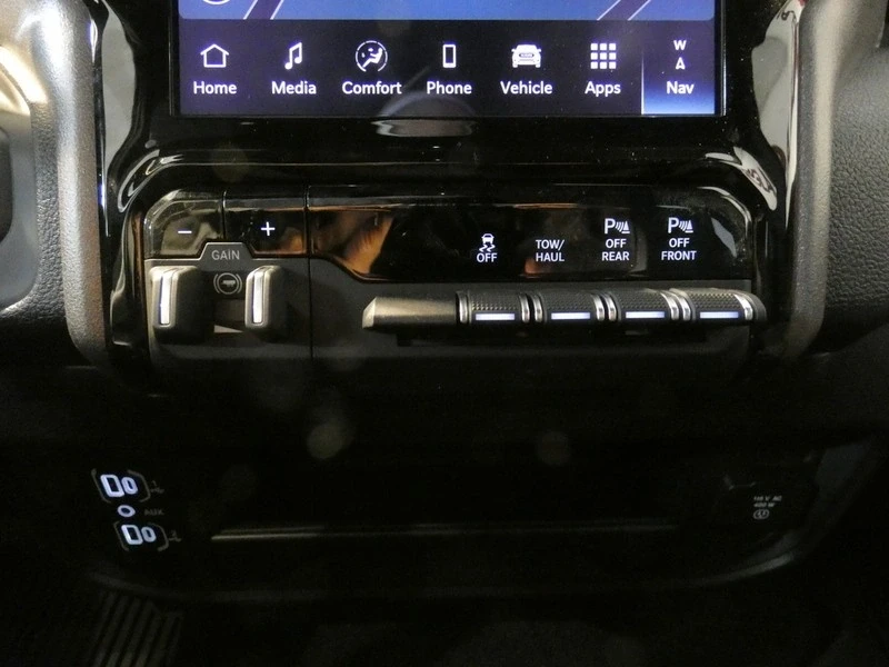 2025 Ram 2500 - Image 16 of 21