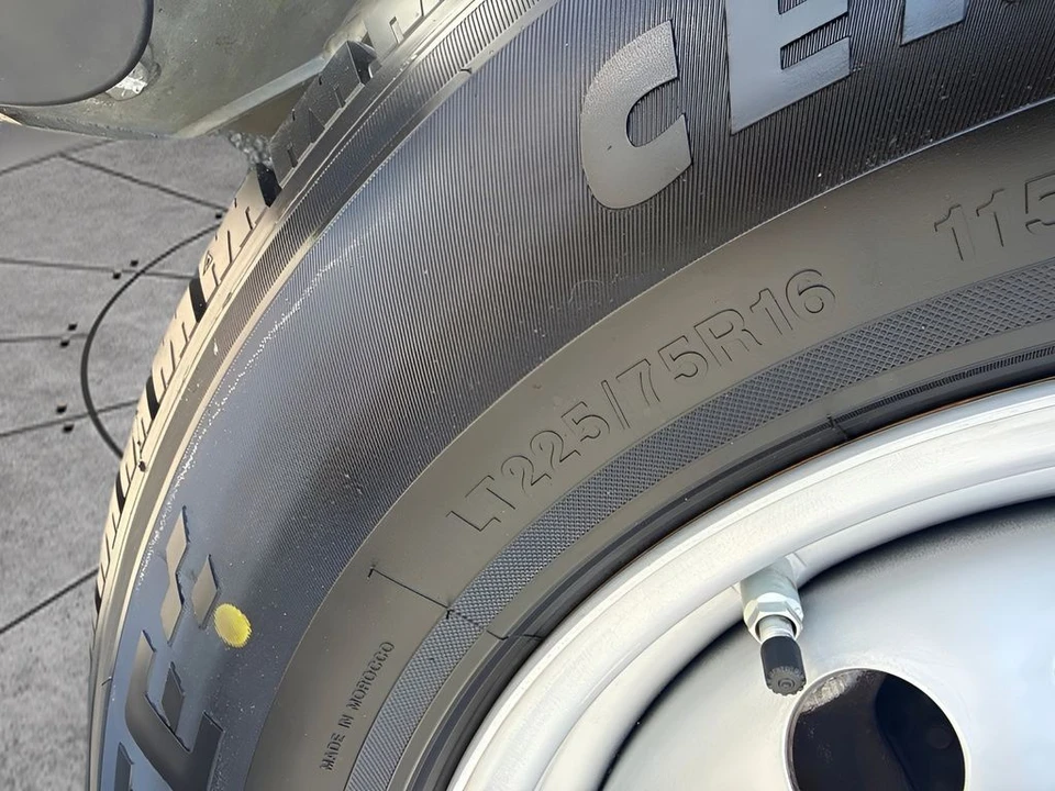 2025 Ram 2500 - Image 24 of 27