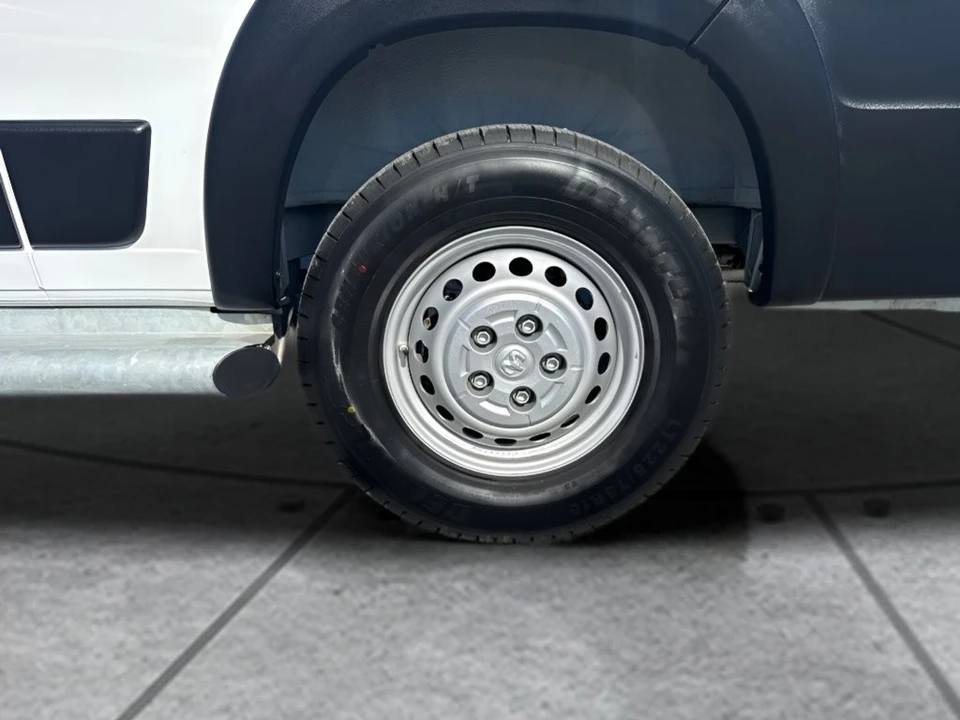 2025 Ram 2500 - Image 23 of 27