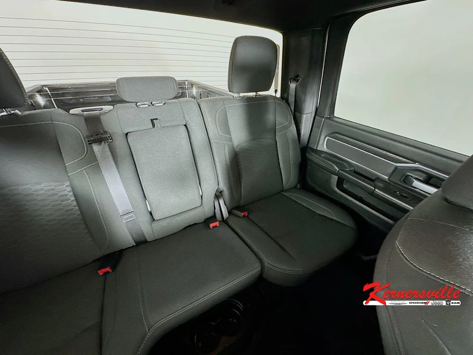 2025 Ram 2500 - Image 14 of 24