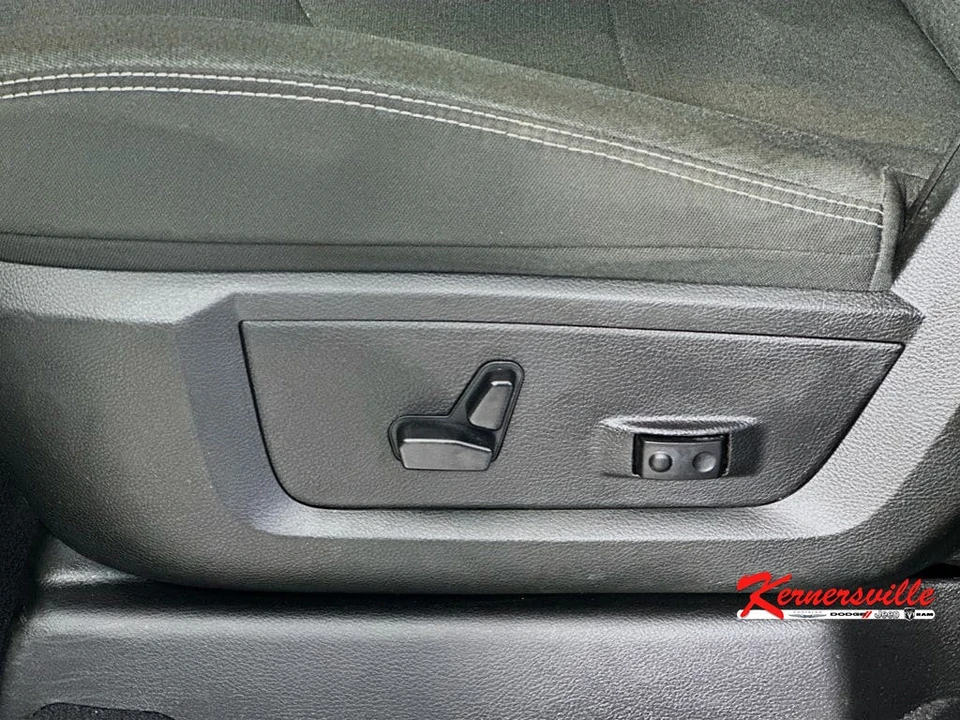 2025 Ram 2500 - Image 22 of 24