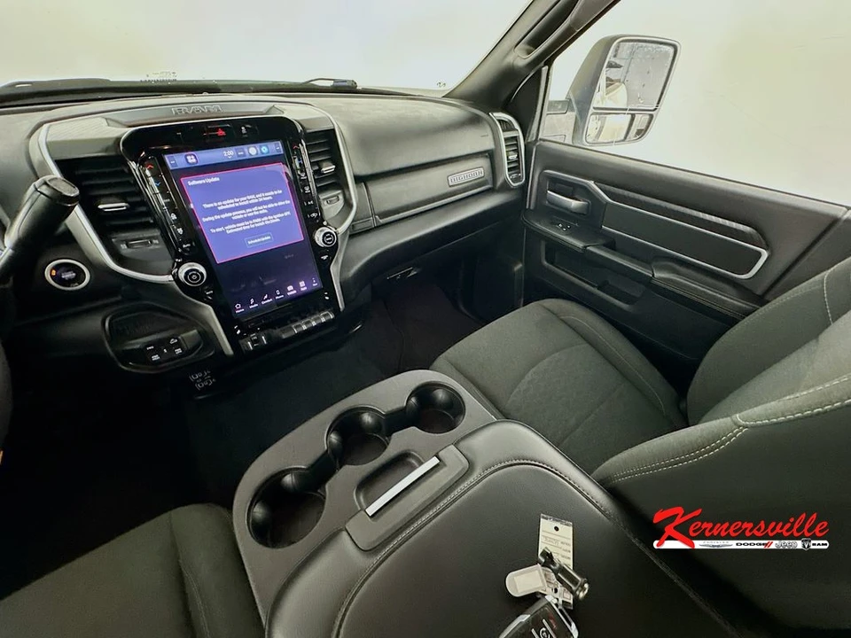 2025 Ram 2500 - Image 11 of 24