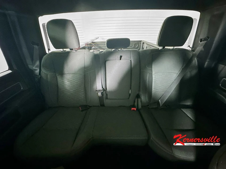 2025 Ram 2500 - Image 10 of 12