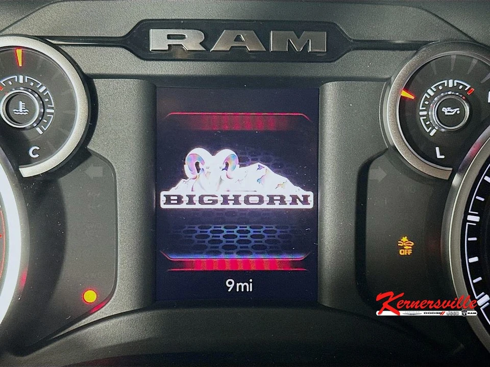 2025 Ram 2500 - Image 11 of 12