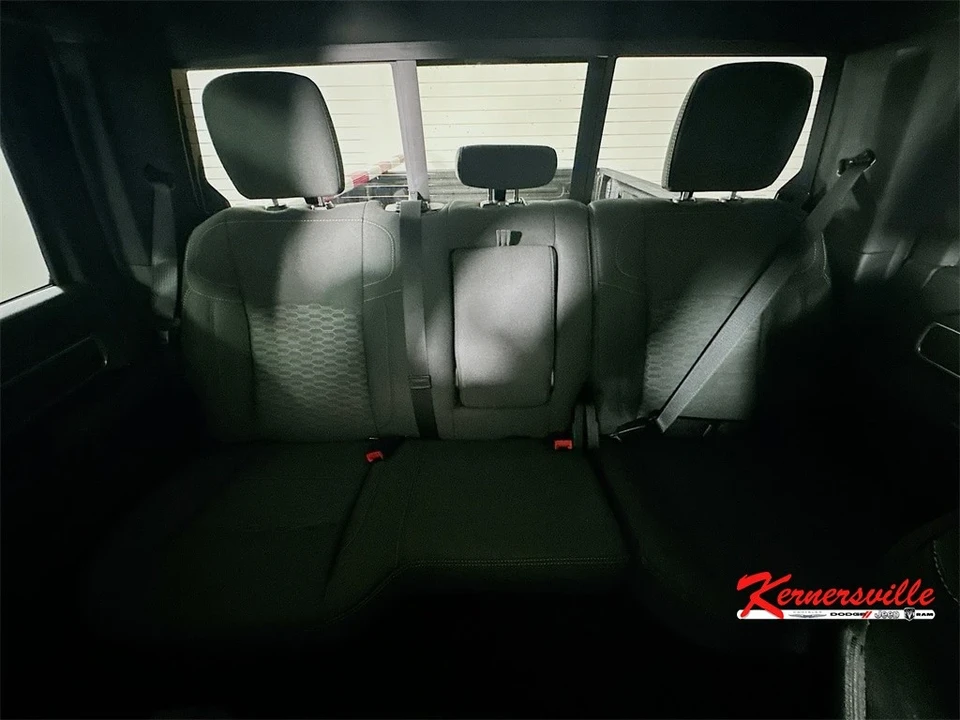 2025 Ram 2500 - Image 11 of 12