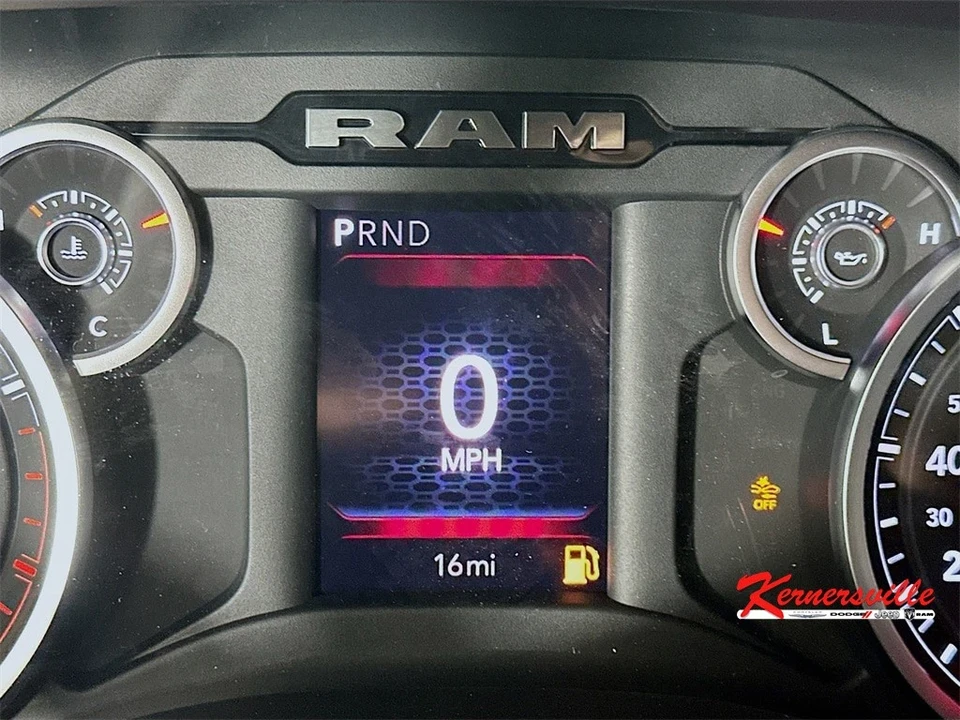 2025 Ram 2500 - Image 11 of 21