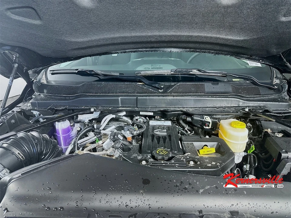 2025 Ram 2500 - Image 18 of 21