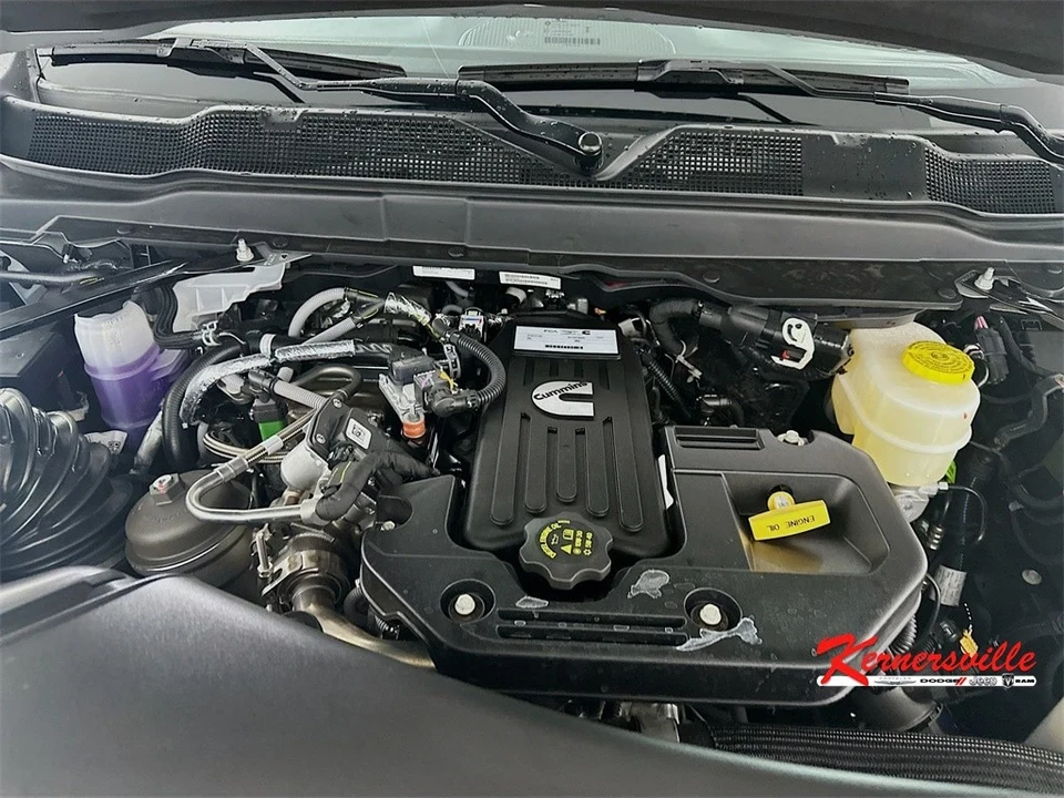2025 Ram 2500 - Image 18 of 21