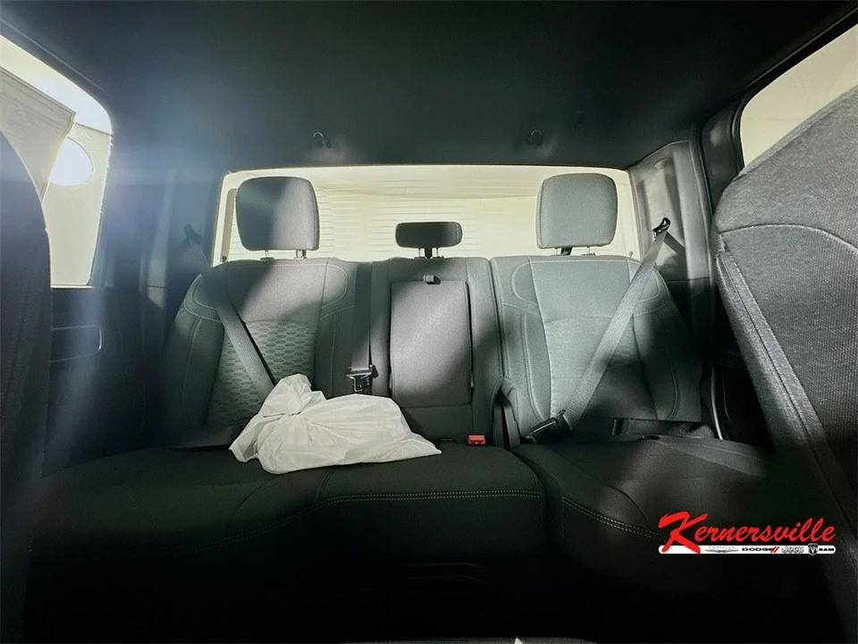2025 Ram 2500 - Image 10 of 21