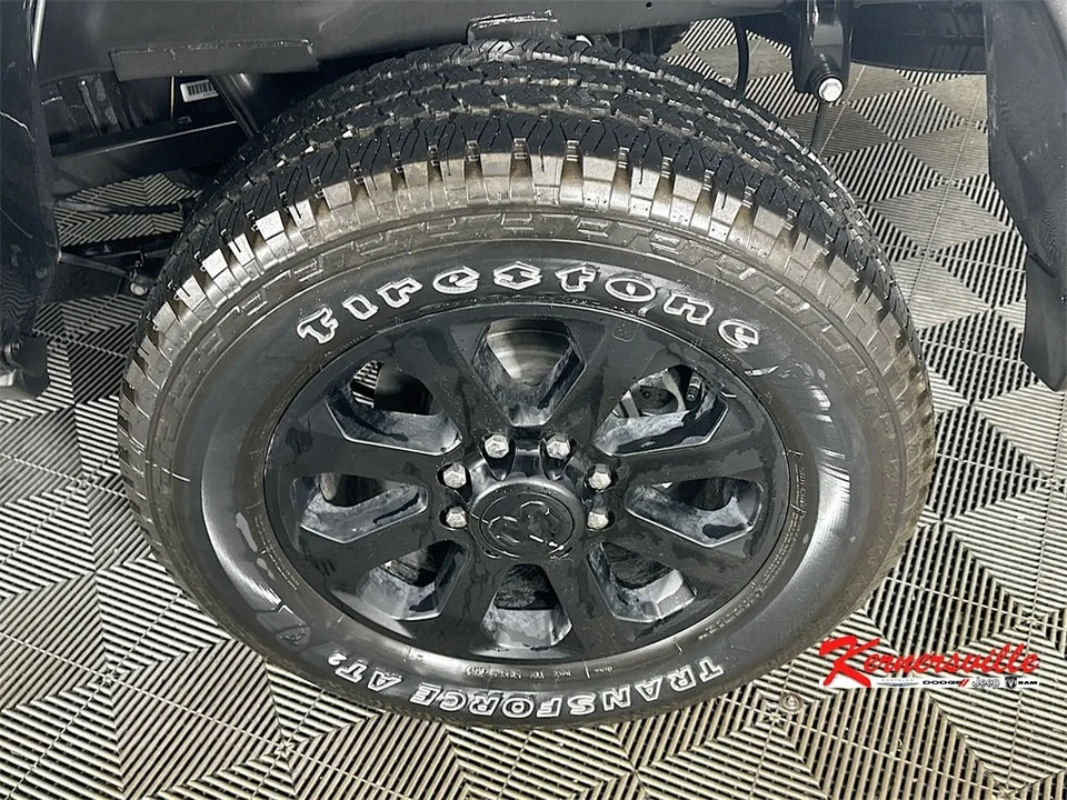 2025 Ram 2500 - Image 17 of 21