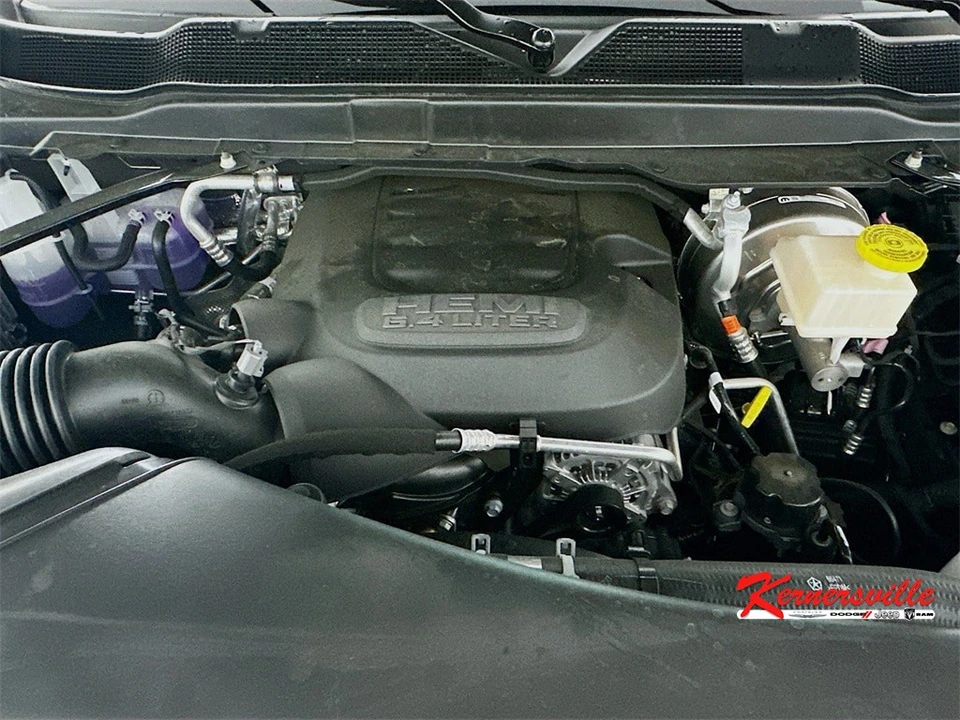 2025 Ram 2500 - Image 18 of 21