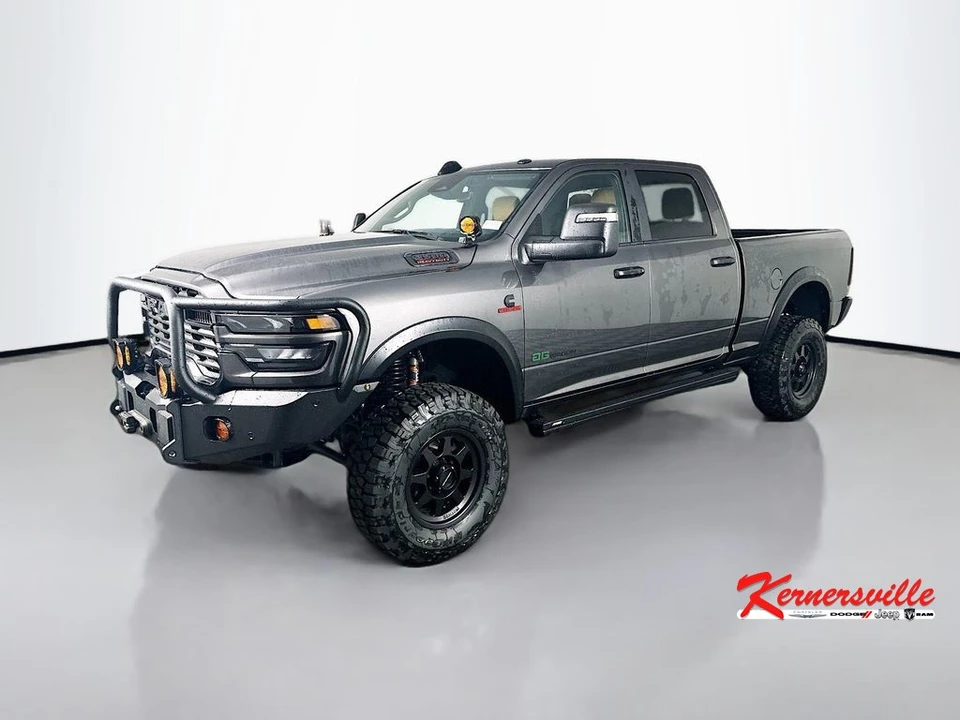 2025 Ram 2500 - Image 3 of 12