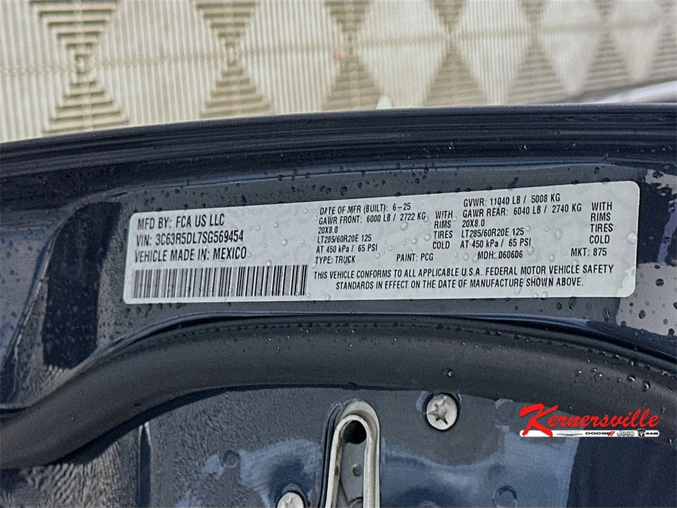 2025 Ram 2500 - Image 19 of 21