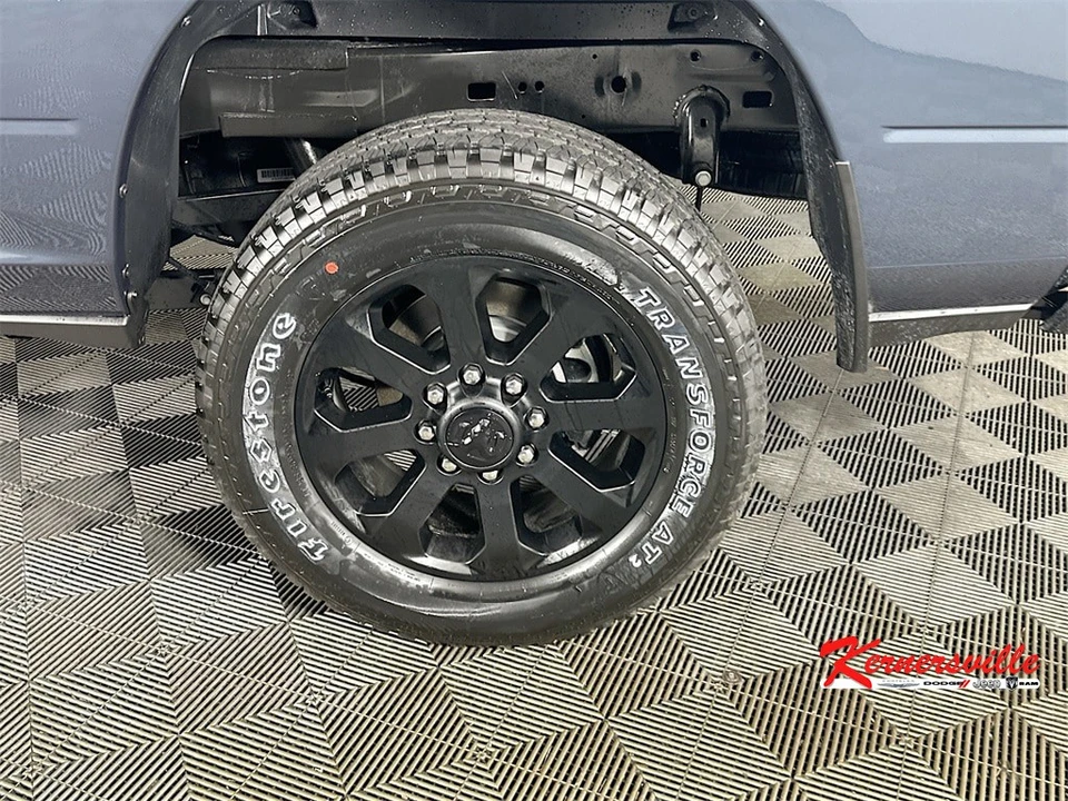 2025 Ram 2500 - Image 17 of 21