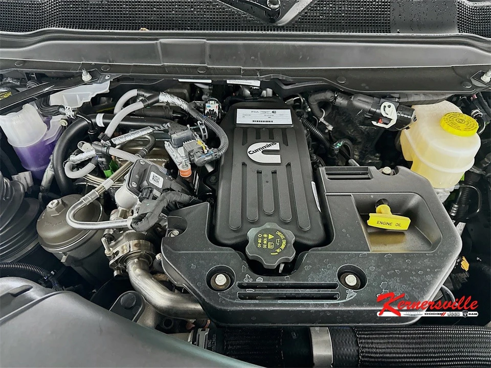 2025 Ram 2500 - Image 18 of 21