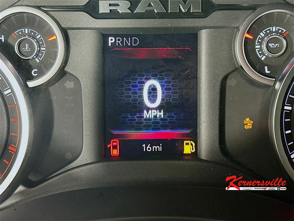 2025 Ram 2500 - Image 11 of 12