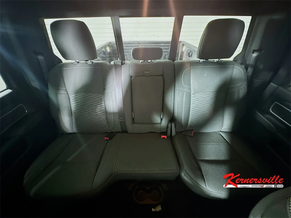 2025 Ram 2500 - Image 10 of 12