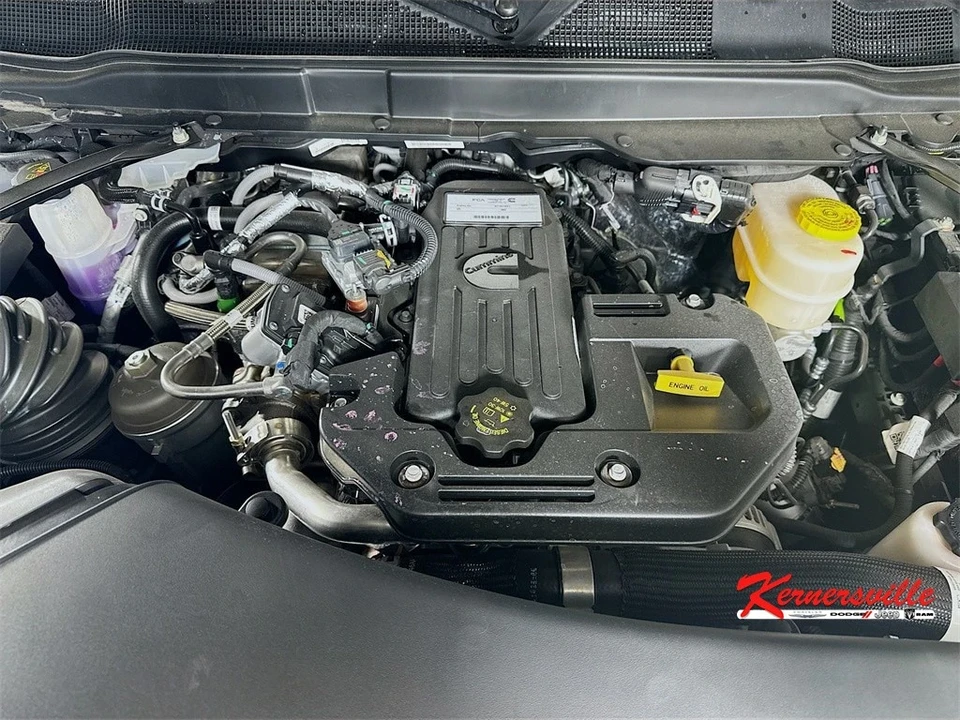 2025 Ram 2500 - Image 18 of 21