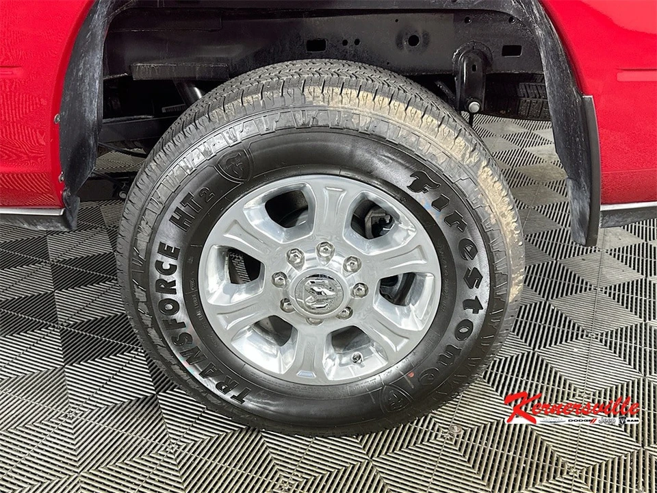 2025 Ram 2500 - Image 17 of 21
