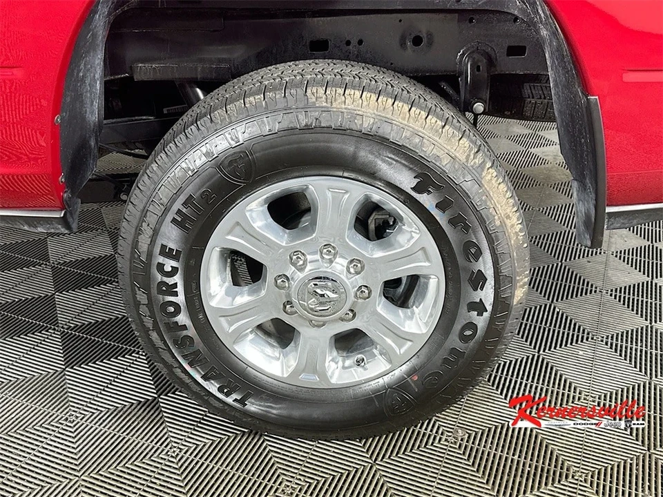 2025 Ram 2500 - Image 17 of 21